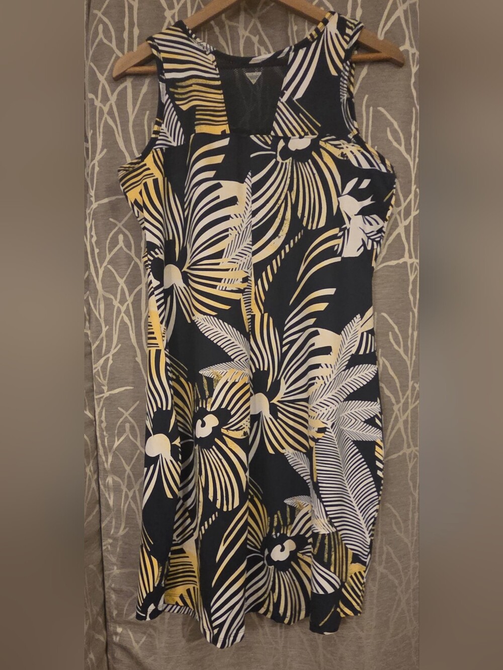 Columbia PFG Navy Performance Mini Dress with Yellow Accents. Size L - Picture 3 of 5